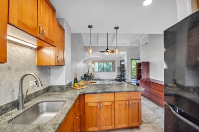 3788 Lower Honoapiilani Rd unit A211, Lahaina, HI 96761 - photo 5