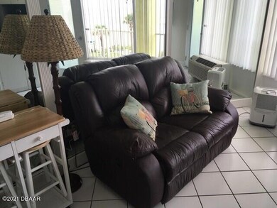 407 reclining love seat