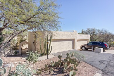 5110 N Camino Del Lazo, Tucson, AZ 85750 - photo 2