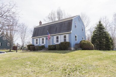 9 Melissa Dr, Pembroke, NH 03275 - photo 2