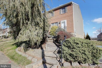 247 Elm St, Reading, PA 19606 - photo 2