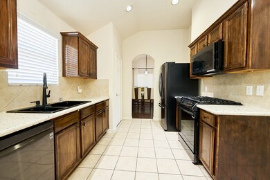 9131 Ferndale View Dr, Houston, TX 77064 - photo 7