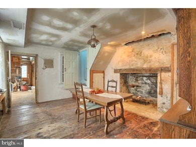 570 Mill Rd, Havertown, PA 19083 - photo 4