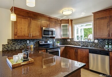 233 3rd Ave N unit 11, Edmonds, WA 98020 - photo 2