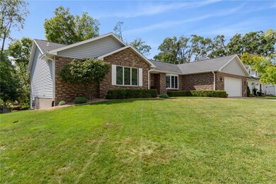 3305 Silverthorne Rd NE, Cedar Rapids, IA 52402 - photo 2