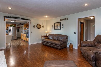 106 Cherry Dr, Harrodsburg, KY 40330 - photo 6