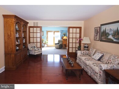 27 Kaylas Way, Mullica Hill, NJ 08062 - photo 4