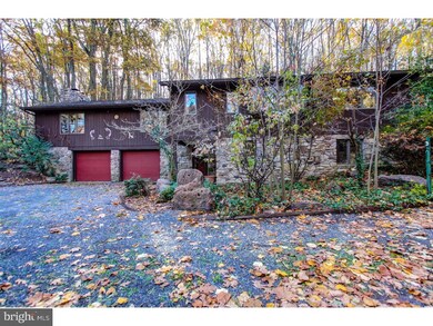 841 Scholl Rd, Pottstown, PA 19465 - photo 2