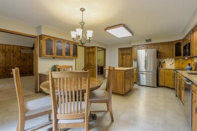 13875 W 67th St, Shawnee, KS 66216 - photo 7