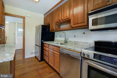 10507 Drumm Ave, Kensington, MD 20895 - photo 7