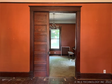 606 N Morton Ave, Okmulgee, OK 74447 - photo 3