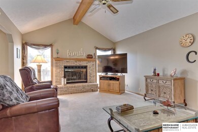 8507 Oahu Cir, Papillion, NE 68046 - photo 5