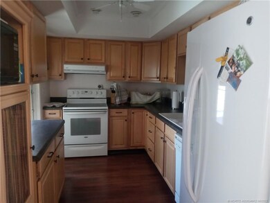 1950 NE Indian River Dr unit 305, Jensen Beach, FL 34957 - photo 3