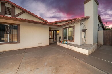 Front Entry Court Yard