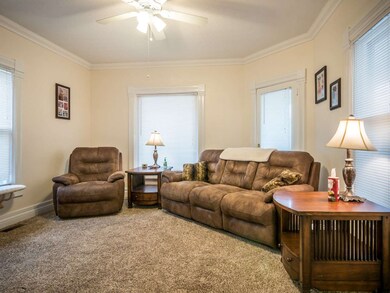 214 Center St, Auburn, IN 46706 - photo 4