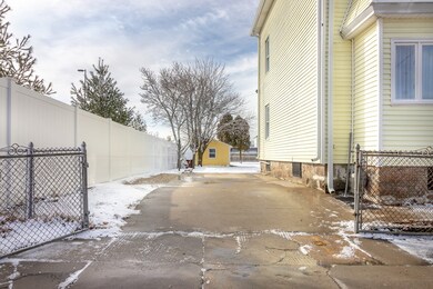 895 Grinnell St, Fall River, MA 02721 - photo 5