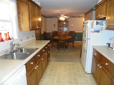 721 Lakeview Rd, Byron, GA 31008 - photo 2