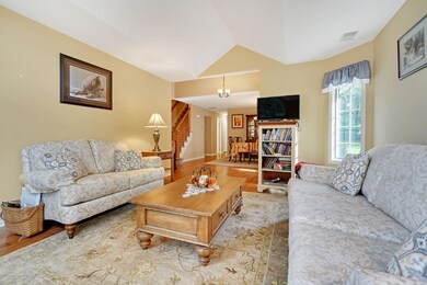 Living Room (1)