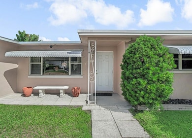 1122 Beach Rd, Riviera Beach, FL 33404 - photo 2