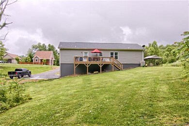 240 Hidden Knoll Dr unit 49, Hendersonville, NC 28792 - photo 3