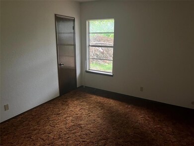 207 Hardesty Dr, Shawnee, OK 74804 - photo 5