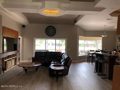 Living room full