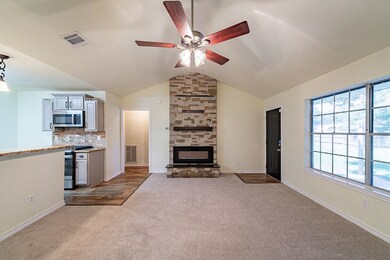 382 Windsor Square, Alvin, TX 77511 - photo 5