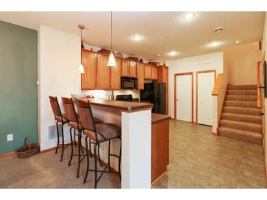 The raised breakfast bar is perfect for those quic