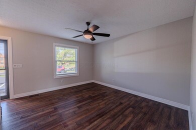 7630 Alta View Blvd - 05