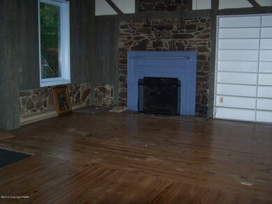 104 Friar Ct, Kunkletown, PA 18058 - photo 4