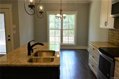 GREAT DINING ROOM ADJACENT TO KITCHEN - FANTASTIC 