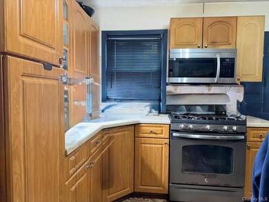 135-38 129th St, Jamaica, NY 11420 - photo 4