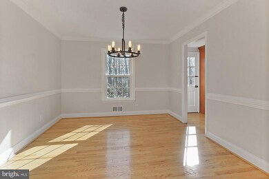 4717 Trotting Ln, Annandale, VA 22003 - photo 7