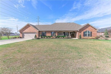 5493 Moulin Rouge Dr, Lake Charles, LA 70605 - photo 2