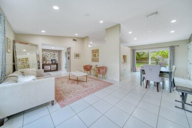 10860 SW 124th Rd, Miami, FL 33176 - photo 7