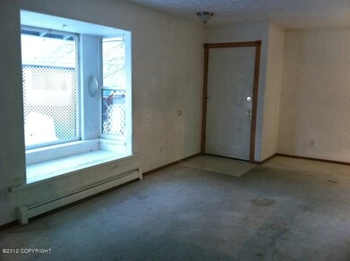 LR looking toward the front door