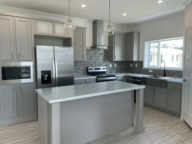 34866 Silver King Dr unit 812, Zephyrhills, FL 33541 - photo 2