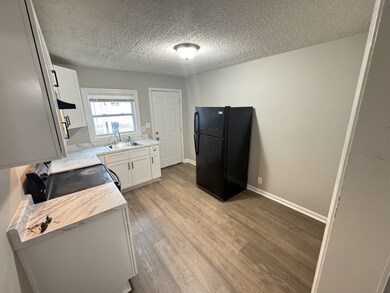 614 East St unit B, Murfreesboro, TN 37130 - photo 2