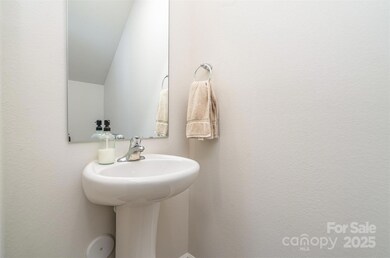 1717 Nia Rd unit 33, Charlotte, NC 28215 - photo 7