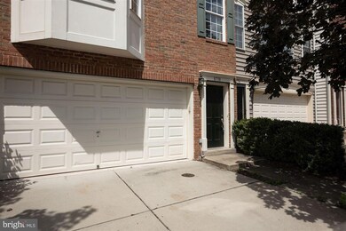 8738 Phipps Farm Way, Manassas, VA 20109 - photo 2