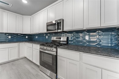 301 Silvaner St, Lowell, AR 72745 - photo 5