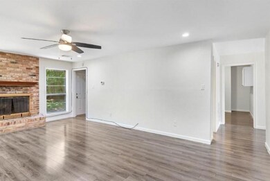 7019 Oak Bough Dr, Houston, TX 77088 - photo 3