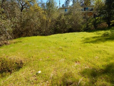 2002 Skyline Dr, Redding, CA 96001 - photo 5