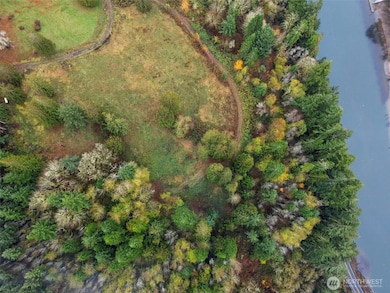 205 W Newt Estates Rd, Longview, WA 98632 - photo 2