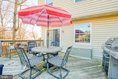 7110 Gardenview Ct, Chestnut Hill Cove, MD 21226 - photo 6