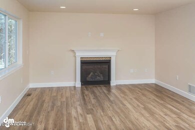 4511 E Kilo Dr Wasilla AK-small-005-19-L