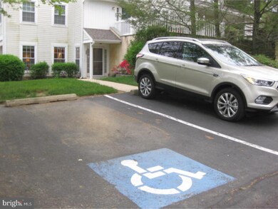 235 Windsor Ct unit 235, Glen Mills, PA 19342 - photo 4