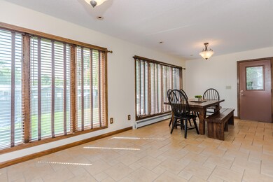 2610 Clover Dr Grand Forks ND-print-007-