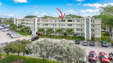 4004 Cambridge A unit 4004, Deerfield Beach, FL 33442 - photo 2