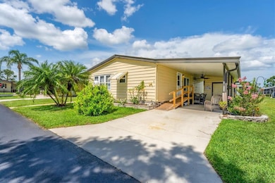 5707 45th St E unit 136, Bradenton, FL 34203 - photo 2